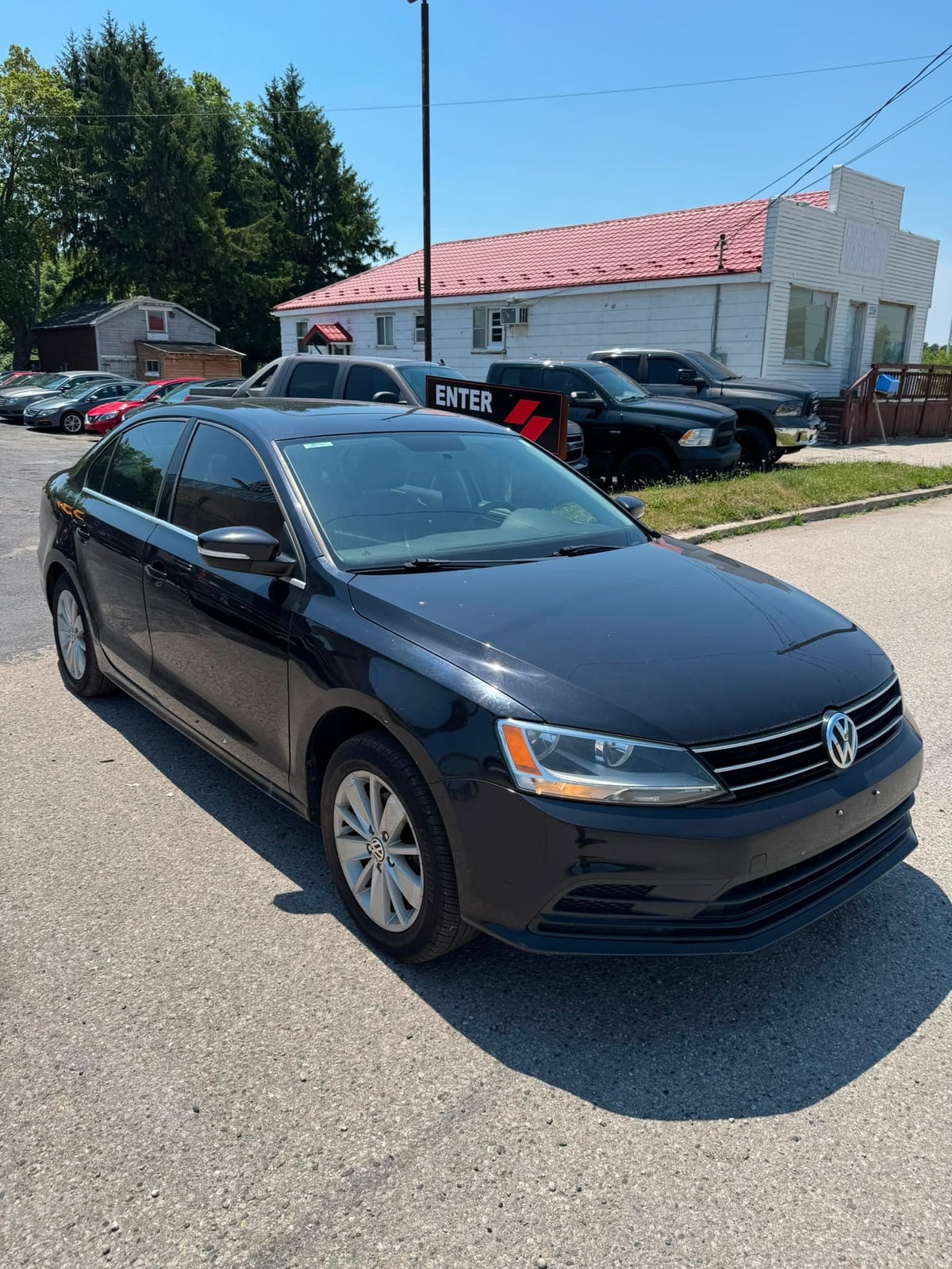 2015 VOLKSWAGEN Jetta TRENDLINE+ AUTO 4DR - Photo 3