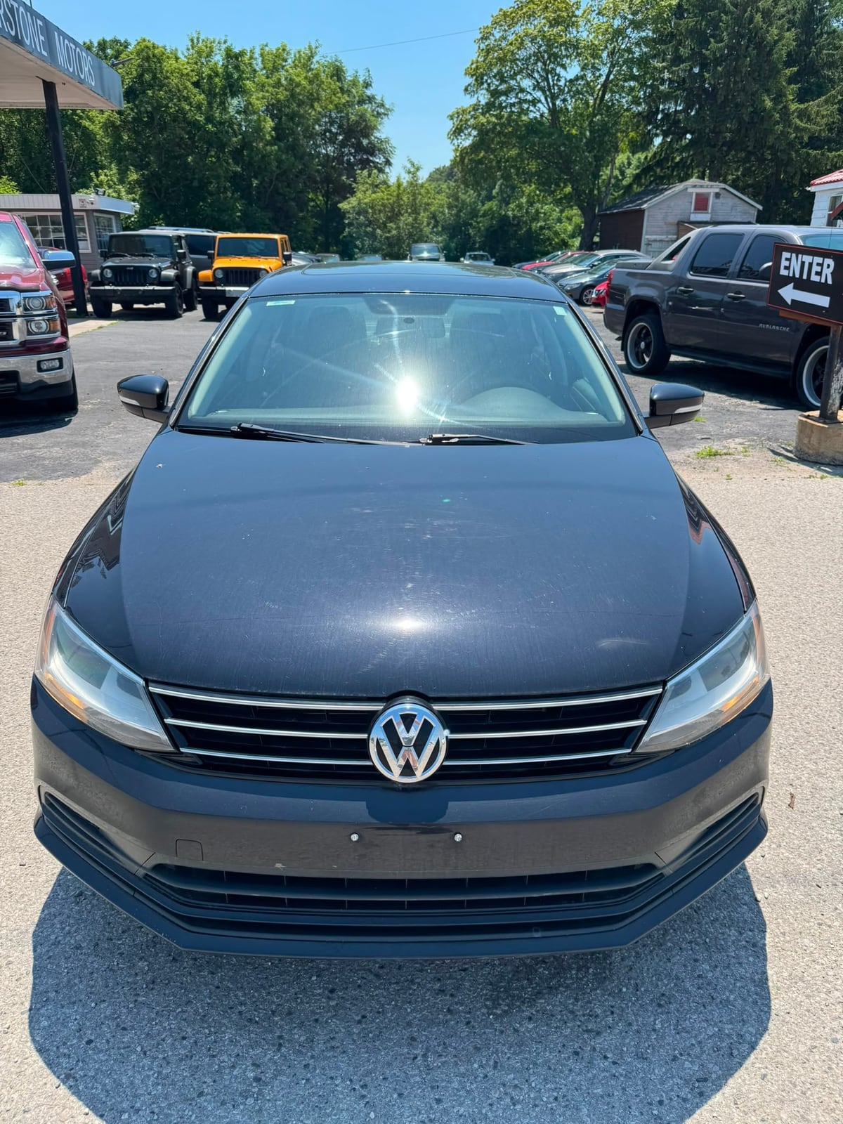 2015 VOLKSWAGEN Jetta TRENDLINE+ AUTO 4DR - Photo 2