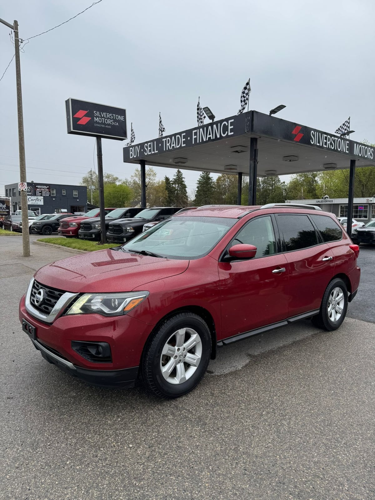 2017 Nissan Pathfinder SV 4WD - Photo 1