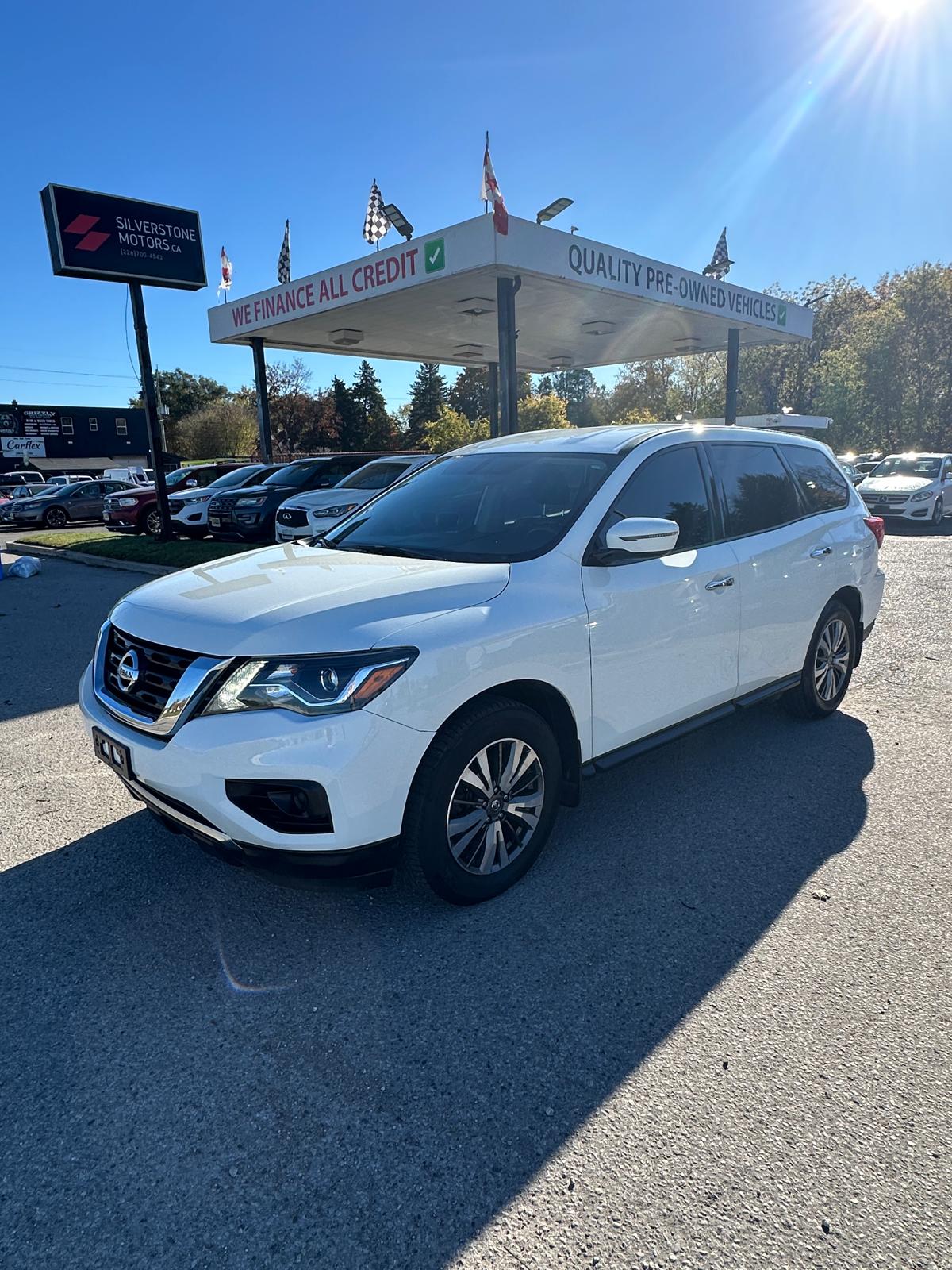 2019 Nissan Pathfinder S 4WD 4DR - Photo 1