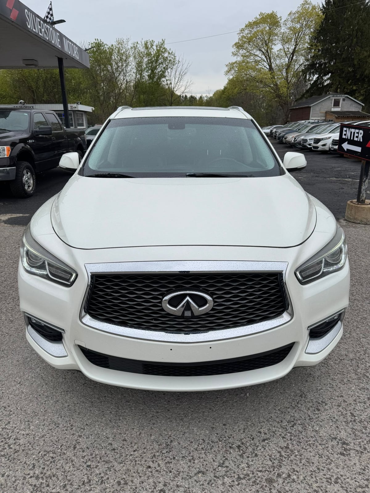 2016 Infiniti QX60 AWD 4DR - Photo 2