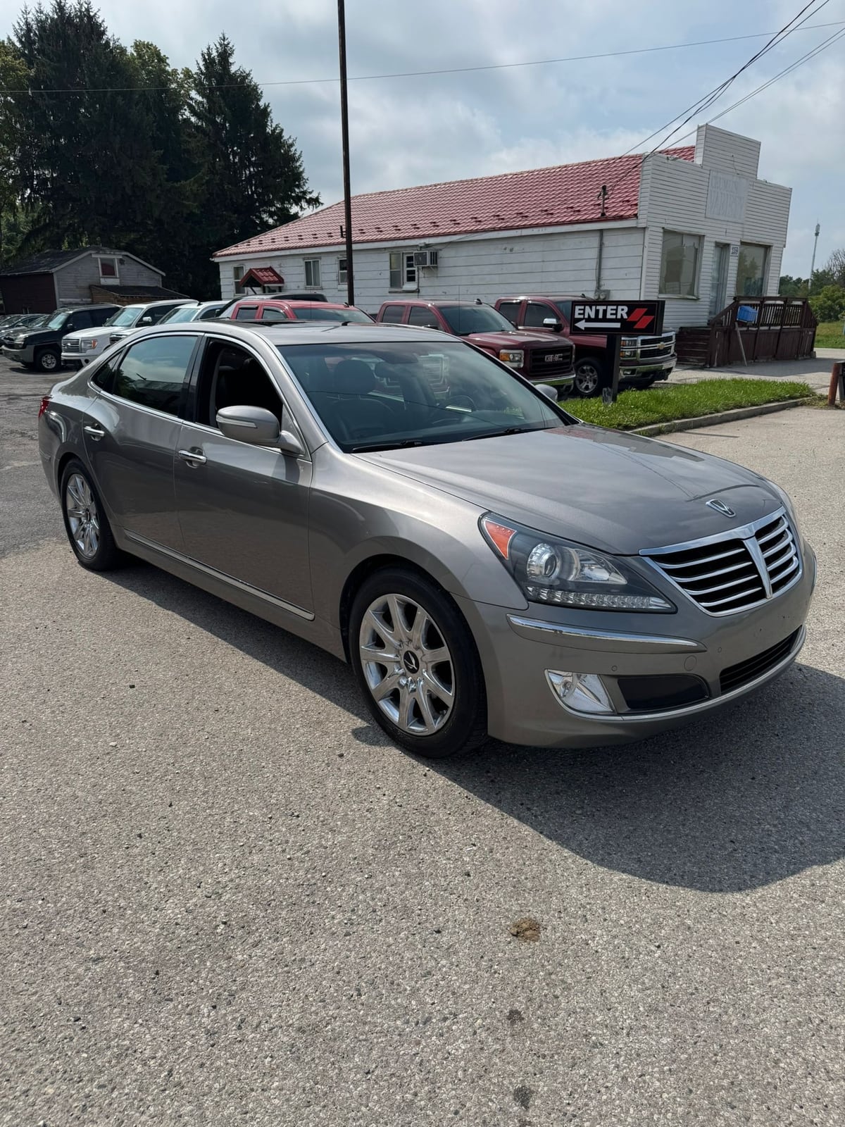 2012 Hyundai EQUUS SIGNATURE 4DR SDN - Photo 3