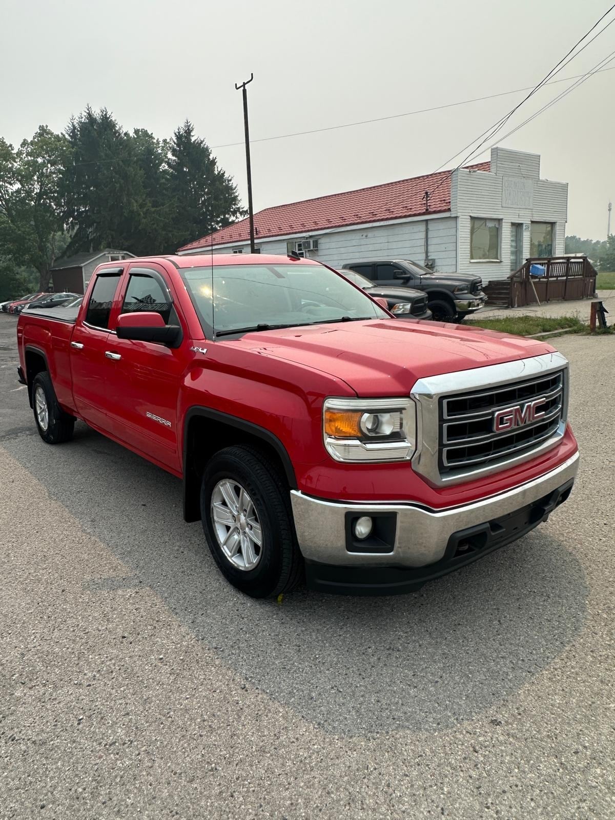 2014 GMC SIERRA 1500 SLE 4WD 5.3 QUAD CAB 4DR - Photo 3