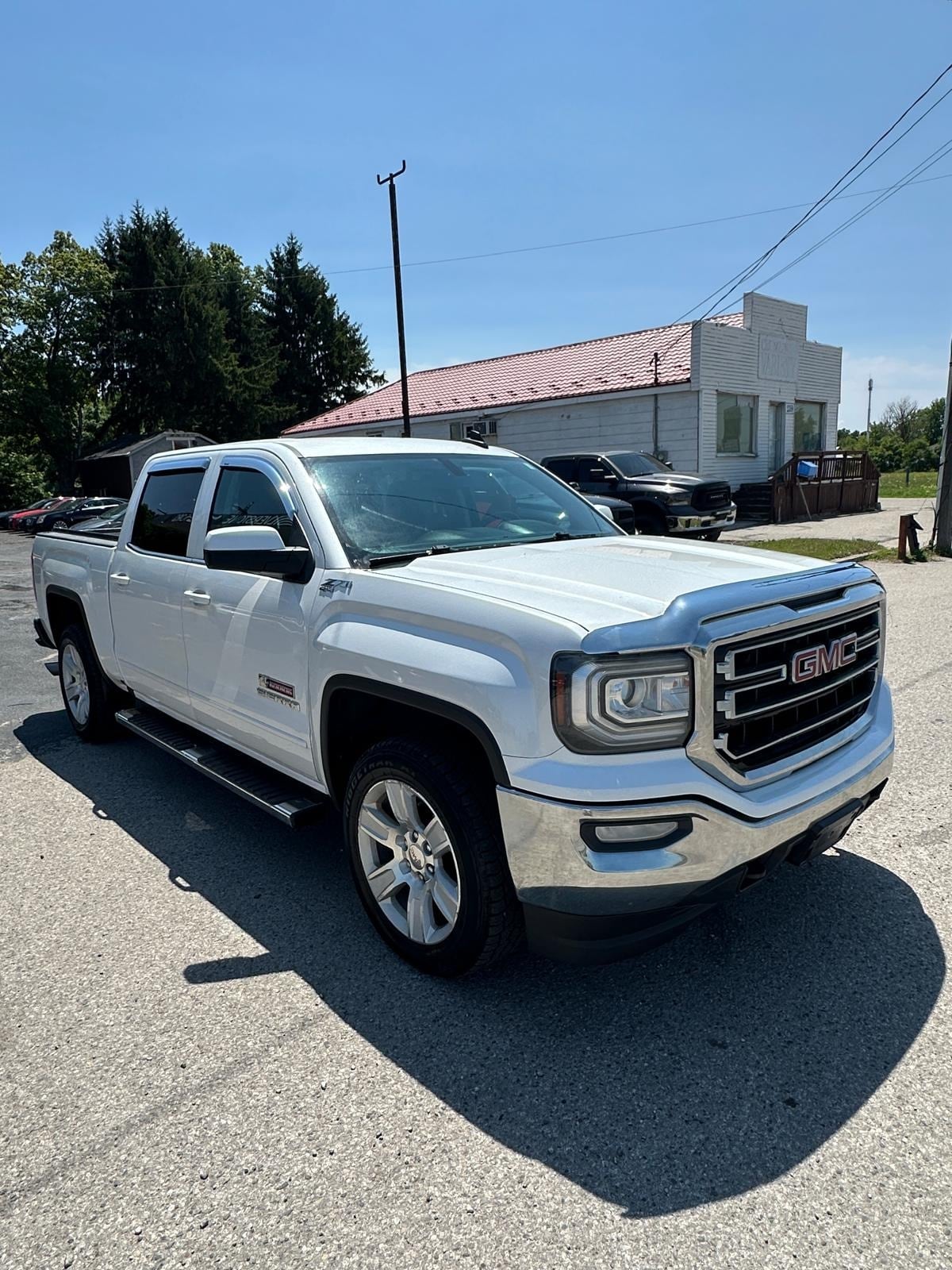 2016 GMC SIERRA 1500 SLE 5.3 4WD Z71 PKG KODIAK SHORT BOX - Photo 2
