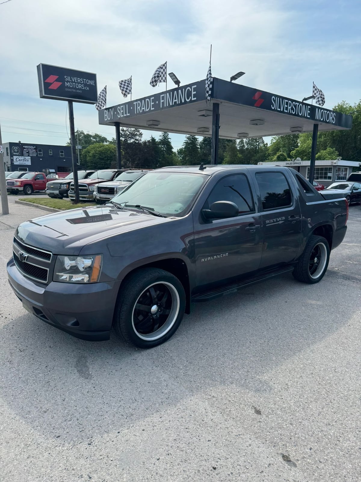 2010 Chevrolet Avalanche LS CREWCAB 5.3 4WD - Photo 1