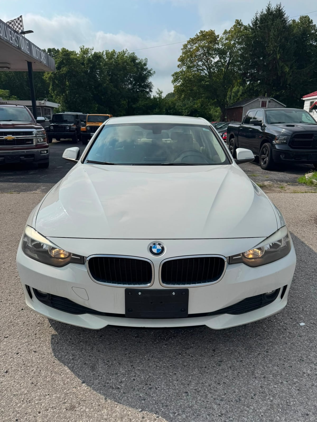 2013 BMW 320I 4DR SEDAN - Photo 2
