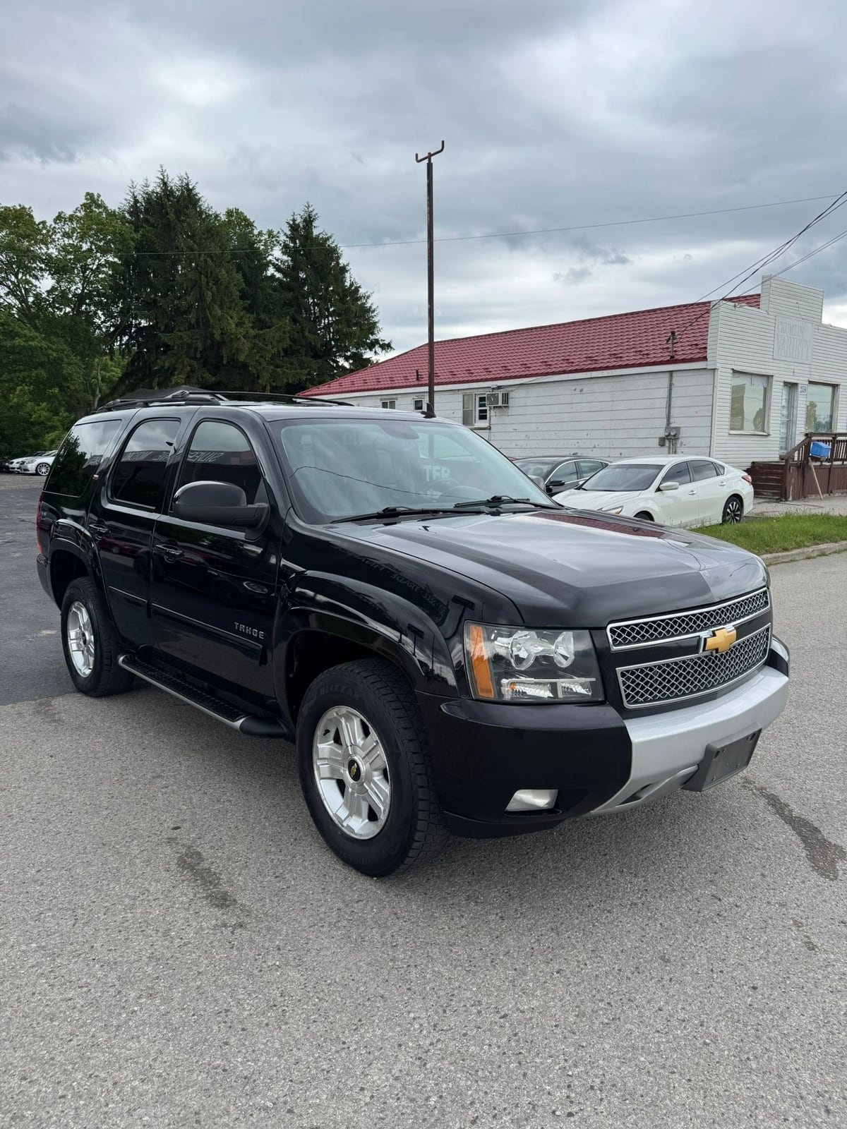 2014 Chevrolet TAHOE LT Z71 4X4 4DR - Photo 3