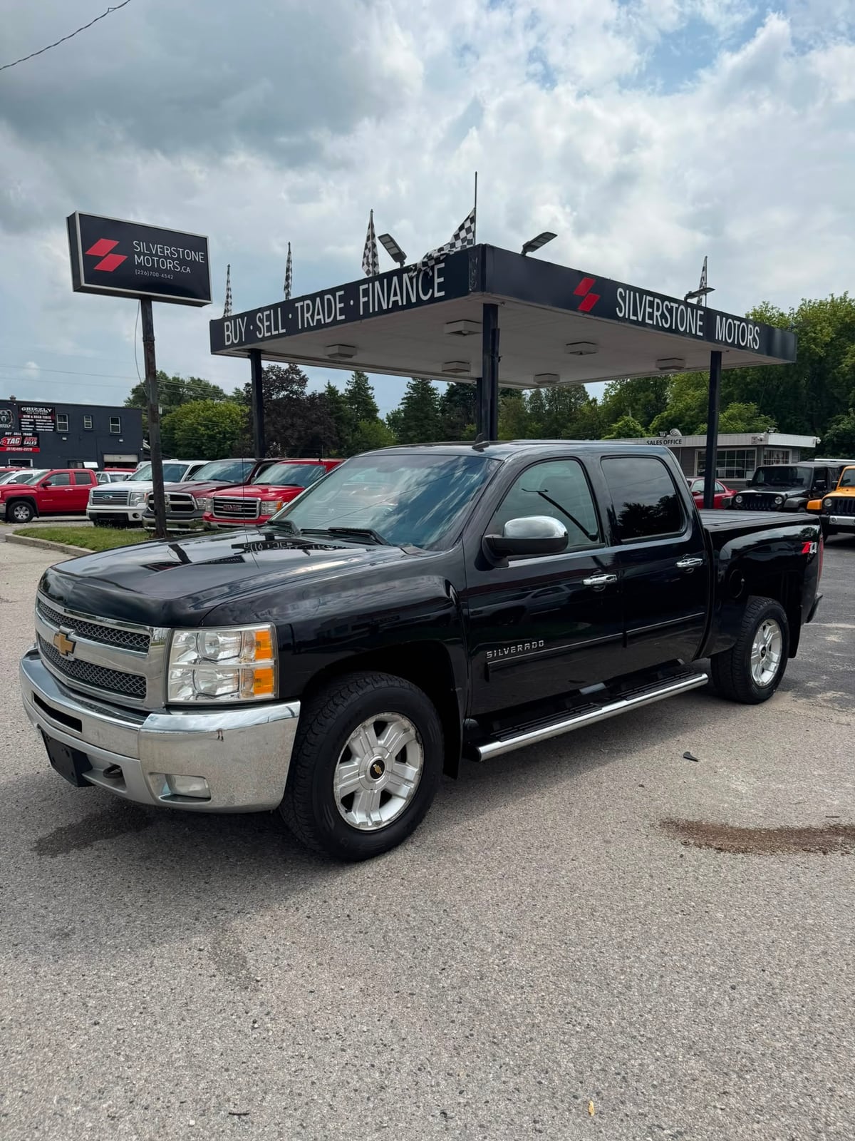2013 Chevrolet SILVERADO 1500 LT Z71 4X4 CREW CAB SHORT BOX - Photo 1