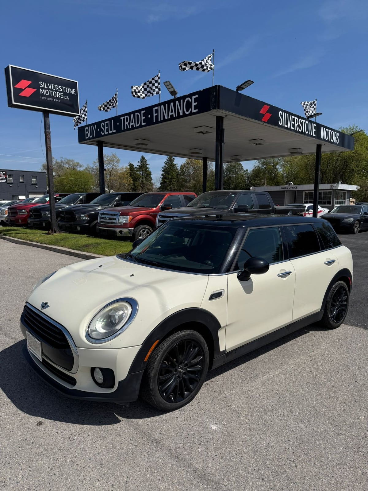 2016 Mini COOPER CLUBMAN 4DR - Photo 1