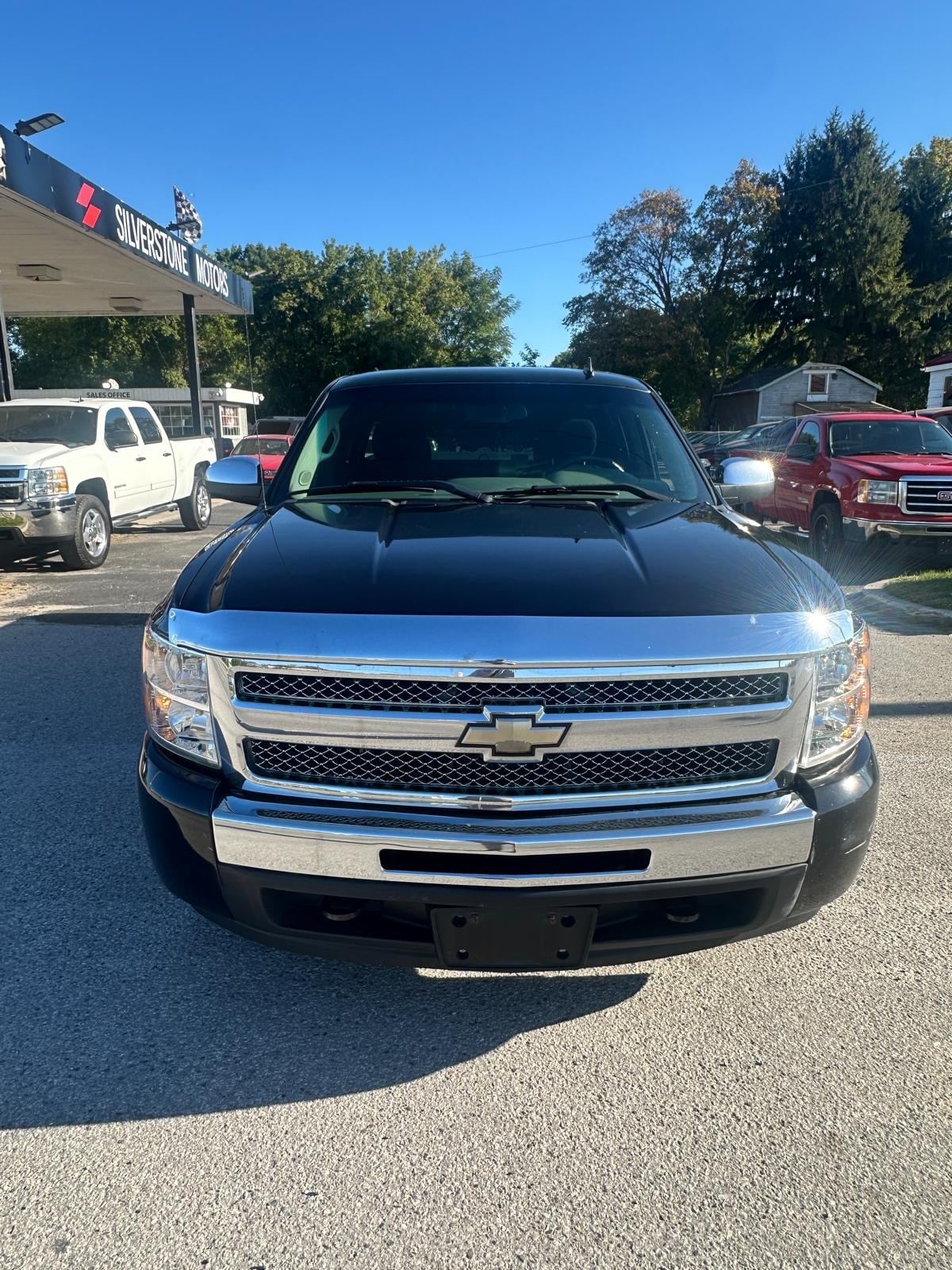 2010 Chevrolet SILVERADO 1500 LS CHEYENNE EDITION 4.8 4WD EXTENDED CAB STANDARD BOX - Photo 2